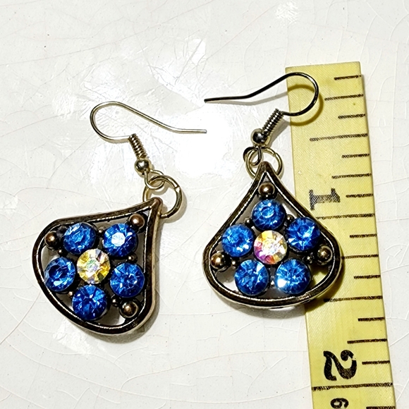ALADDIN’S JEWEL CAVE BLUE+AURORA BOREALIS SWAROVSKI CRYST Earrings NWOT - Picture 6 of 9